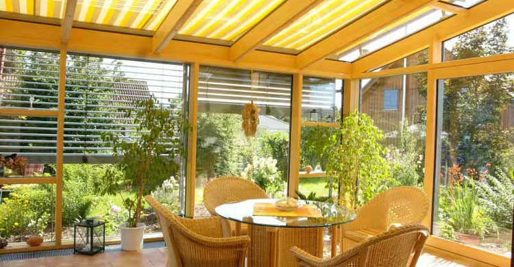 沈阳阳光房多功能空间应用:兼顾休闲、餐厅、书房及家庭娱乐的灵活设计